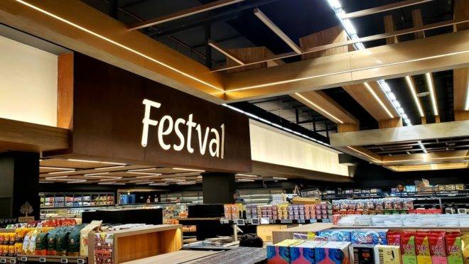 A rede curitibana de supermercados criou um laboratório de qualidade para ajudar pequenos produtores a viabilizarem seus produtos. Foto: divulgação.