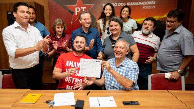 Evento de filiação do delegado de Polícia contou com a participação de cinco deputados estaduais
