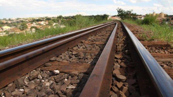 Estrada de Ferro Central do Paraná, entre Apucarana e Ponta Grossa, foi construída entre 1968 e 1975.