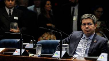 Governo quer barrar tentativa do Senado de criar novo Programa de Auxílio ao Emprego Randolfe Rodrigues