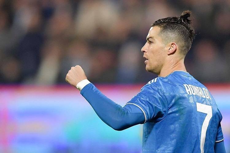 Ronaldo completou mil jogos como profissional. Foto: Instagram/Cristiano Ronaldo Ronaldo completou mil jogos como profissional. Foto: Instagram/Cristiano Ronaldo
