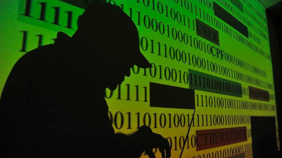 O capitalismo de vigilância vai engolir a democracia? O capitalismo de vigilância vai engolir a democracia?
