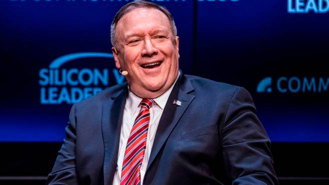 O acordo pretende pôr fim a 18 anos de conflito entre os EUA e o Afeganistão. Para o secretário de Estado Mike Pompeo, o acordo é “um teste”.