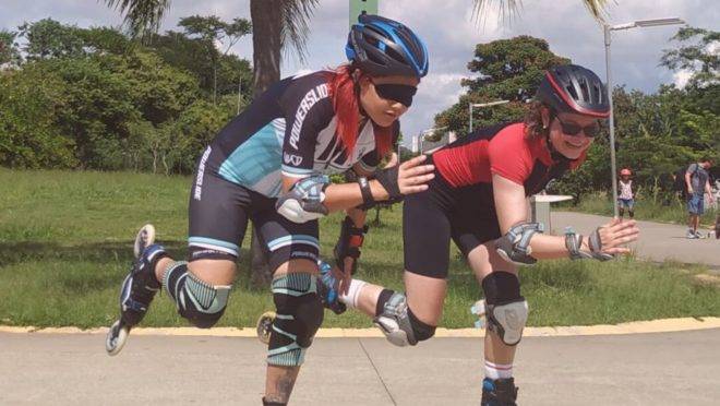Ela ficou cega aos 27 anos e entrou em depressão, mas hoje é patinadora profissional