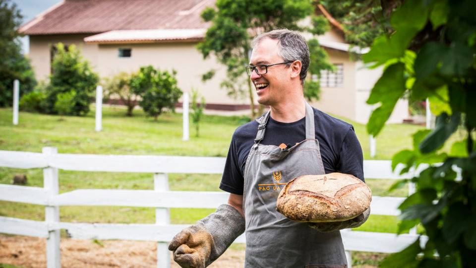 Rene Seifert, o padeiro que não vende pão Foto para matéria sobre Rene Seifert do O Pão da Casa . pão caseiro massa fermentação longa natural padeiro Local: Colônia Witmarsum