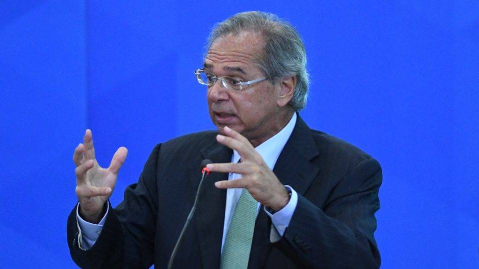 Paulo Guedes pode ter criado seu “momento marolinha” Paulo Guedes pode ter criado seu “momento marolinha”