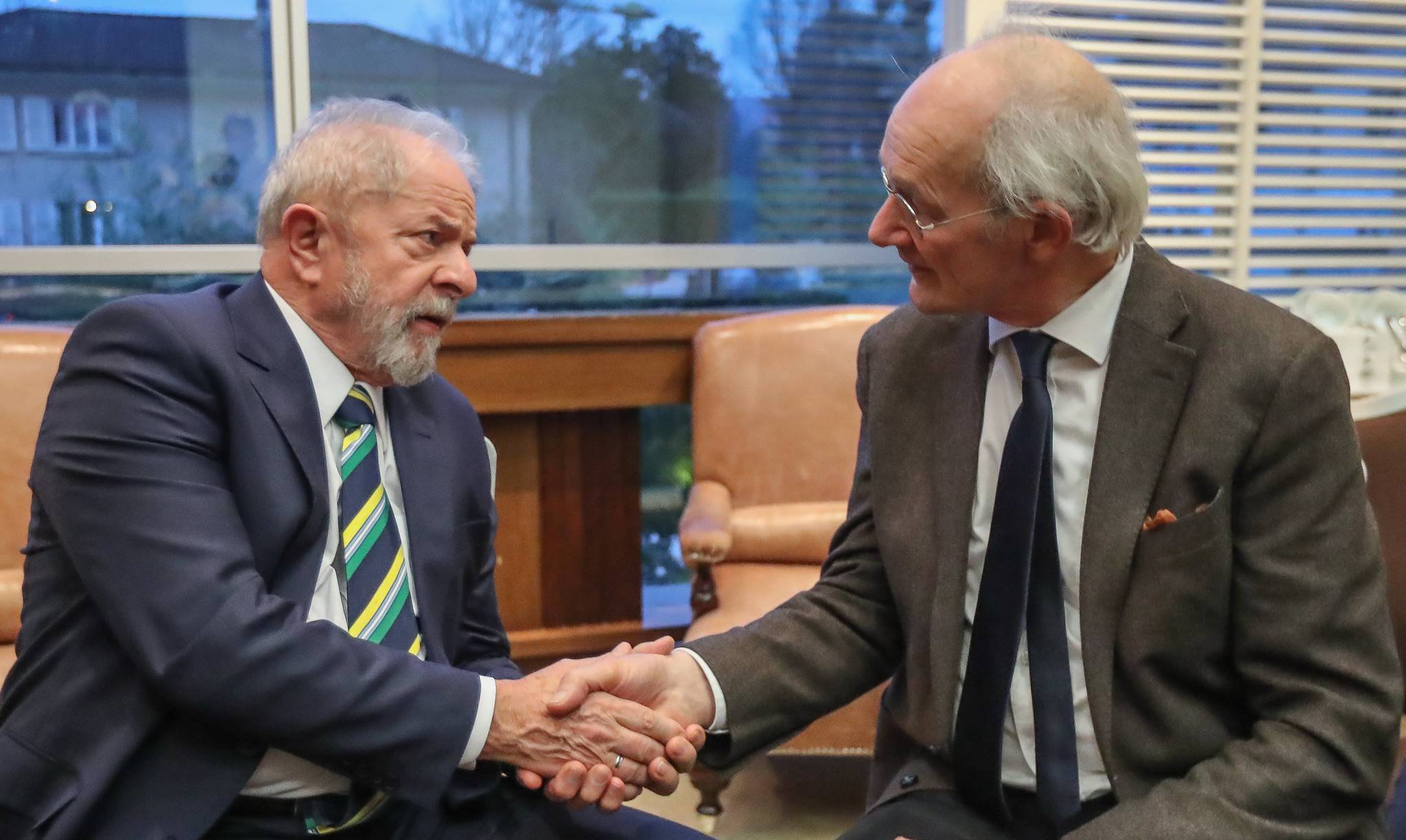 Lula e o pai de Julian Assange.