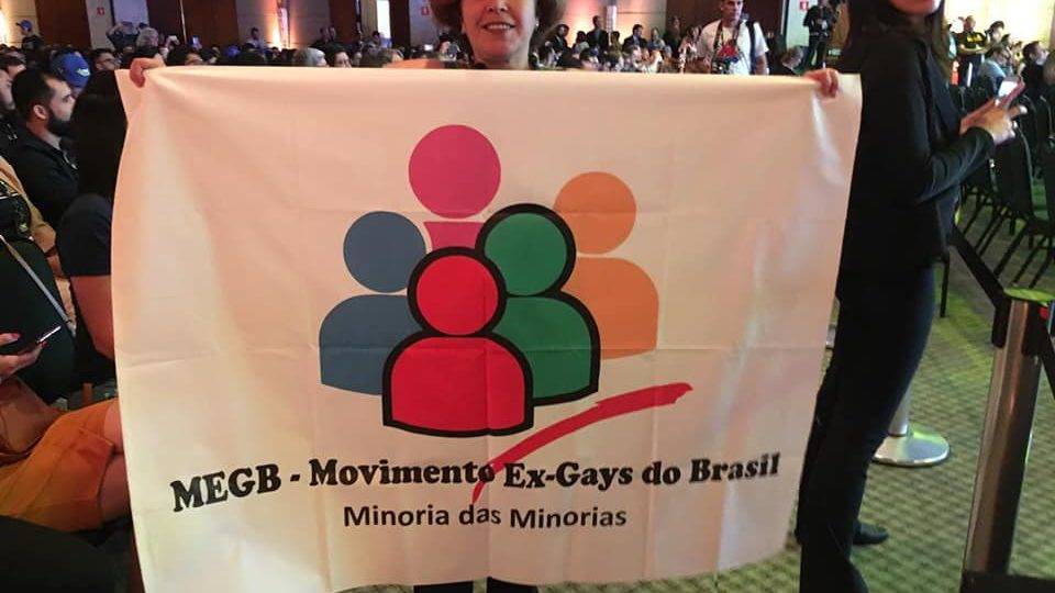 Miriam Fróes, líder do Movimento dos Ex-gays do Brasil, diz que a espiritualidade pode conter impulsos homossexuais.