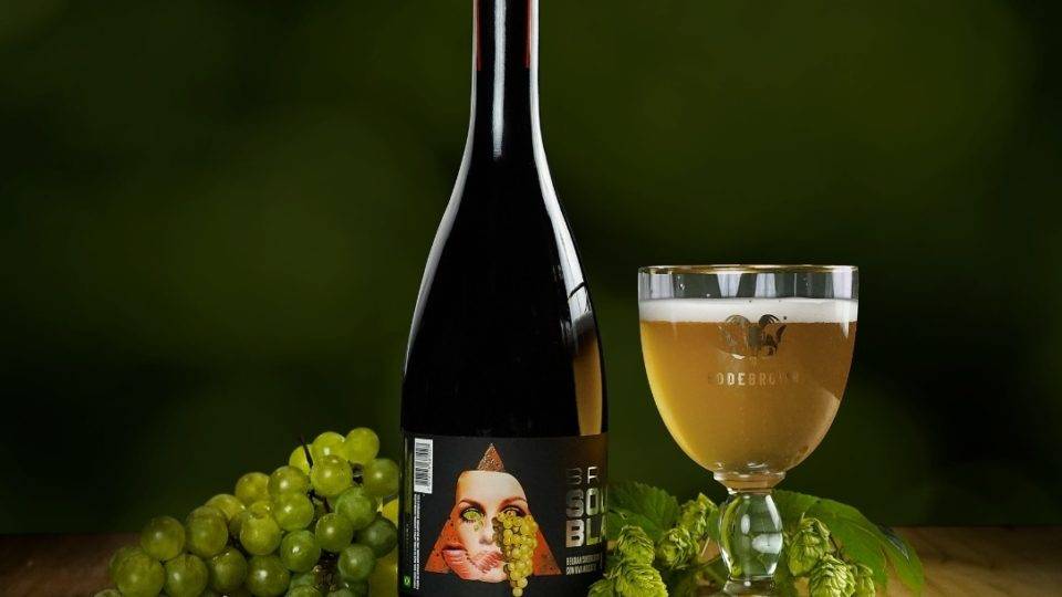 Bodebrown lança cerveja que tem uva na composição Brut Sour Blanc, a nova cerveja da Bodebrown que tem inspiração nos vinhos brancos.