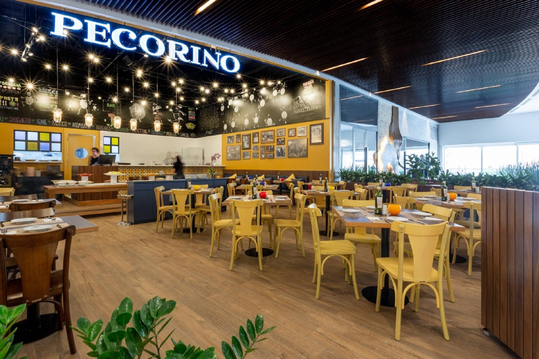 No Pecorino Bar e Trattoria, você pode levar um rótulo da sua adega durante todos os dias do Festival Bom Gourmet. No Pecorino Bar e Trattoria, você pode levar um rótulo da sua adega durante todos os dias do Festival Bom Gourmet.