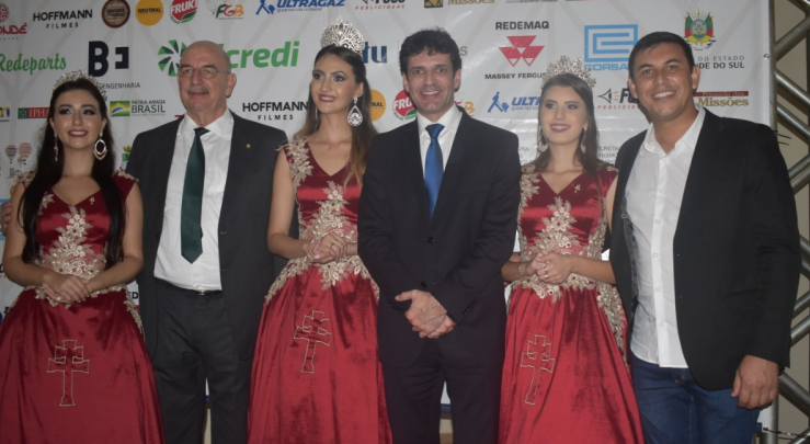 Ministros do Turismo, Marcelo Álvaro Antônio, e da Cidadania, Osmar Terra, prestigiaram o 1º Festival de Balonismo de São Miguel das Missões (RS),,em abril de 2019. Ministros do Turismo, Marcelo Álvaro Antônio, e da Cidadania, Osmar Terra, prestigiaram o 1º Festival de Balonismo de São Miguel das Missões (RS),,em abril de 2019.