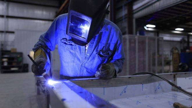 A tese de que, para enriquecer, os países necessariamente devem se industrializar é uma narrativa comum no Brasil.