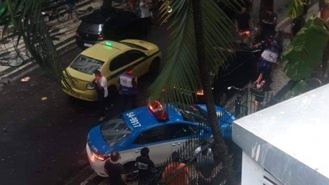 Policiais atendem ocorrência que terminou com a morte de policial militar no RJ.