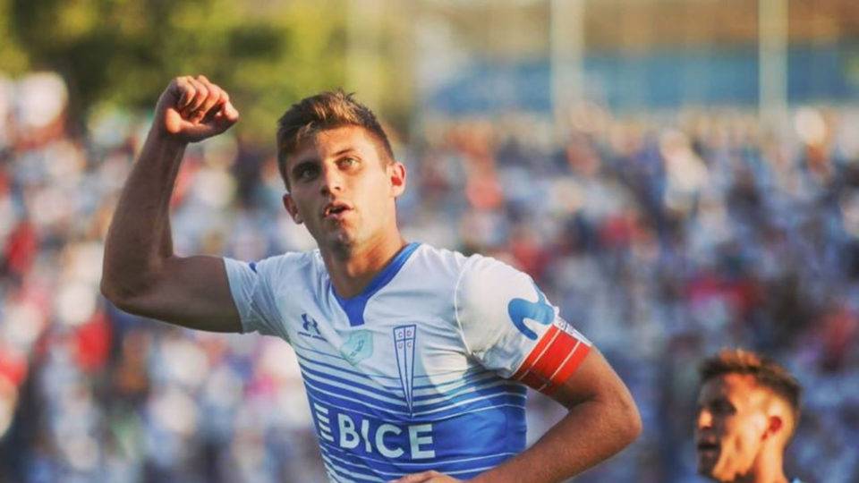 Athletico tenta contratação de zagueiro chileno Zagueiro Kuscevic está na mira do Athletico