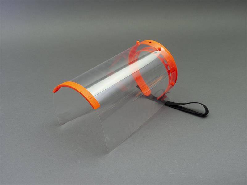 O FabLab da Rua da Cidadania do Cajuru também vai começar a produzir as máscaras em impressão 3D para profissionais de saúde. Foto: Prefeitura de Curitiba/Divulgação O FabLab da Rua da Cidadania do Cajuru também vai começar a produzir as máscaras em impressão 3D para profissionais de saúde. Foto: Prefeitura de Curitiba/Divulgação