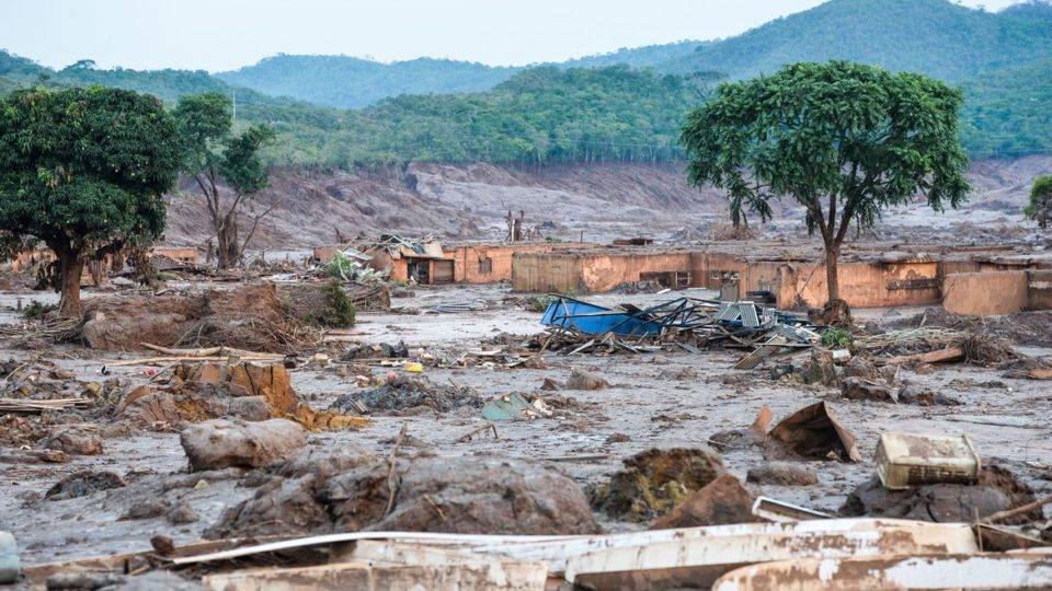 Mariana após o rompimento de Fundão