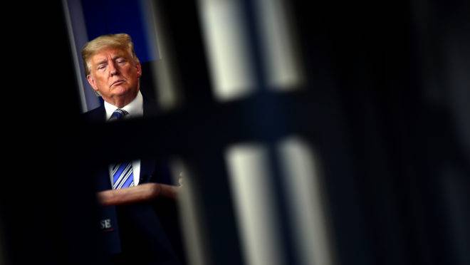 trump coronavirus economia