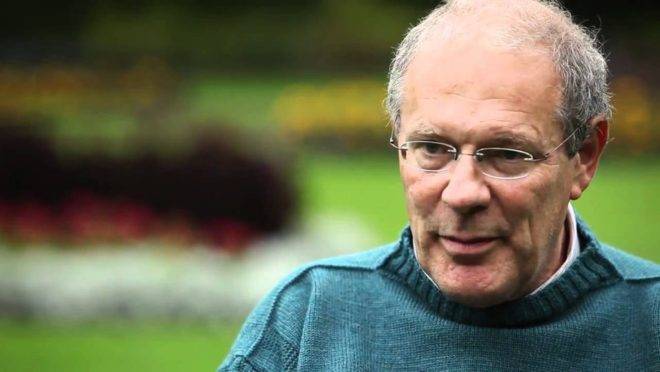Theodore Dalrymple: “Políticos precisam ser vistos fazendo algo, mesmo sem saber se o que eles estão fazendo vai ter qualquer efeito benéfico”.