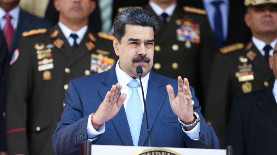 maduro coronavírus
