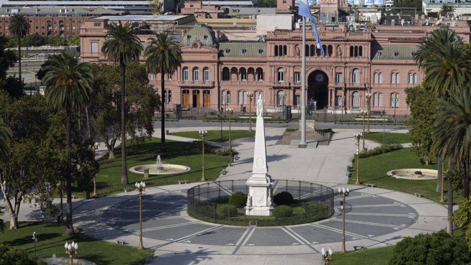 Na Argentina, BC determina refinanciamento automático de faturas de cartão argentina quarentena coronavírus