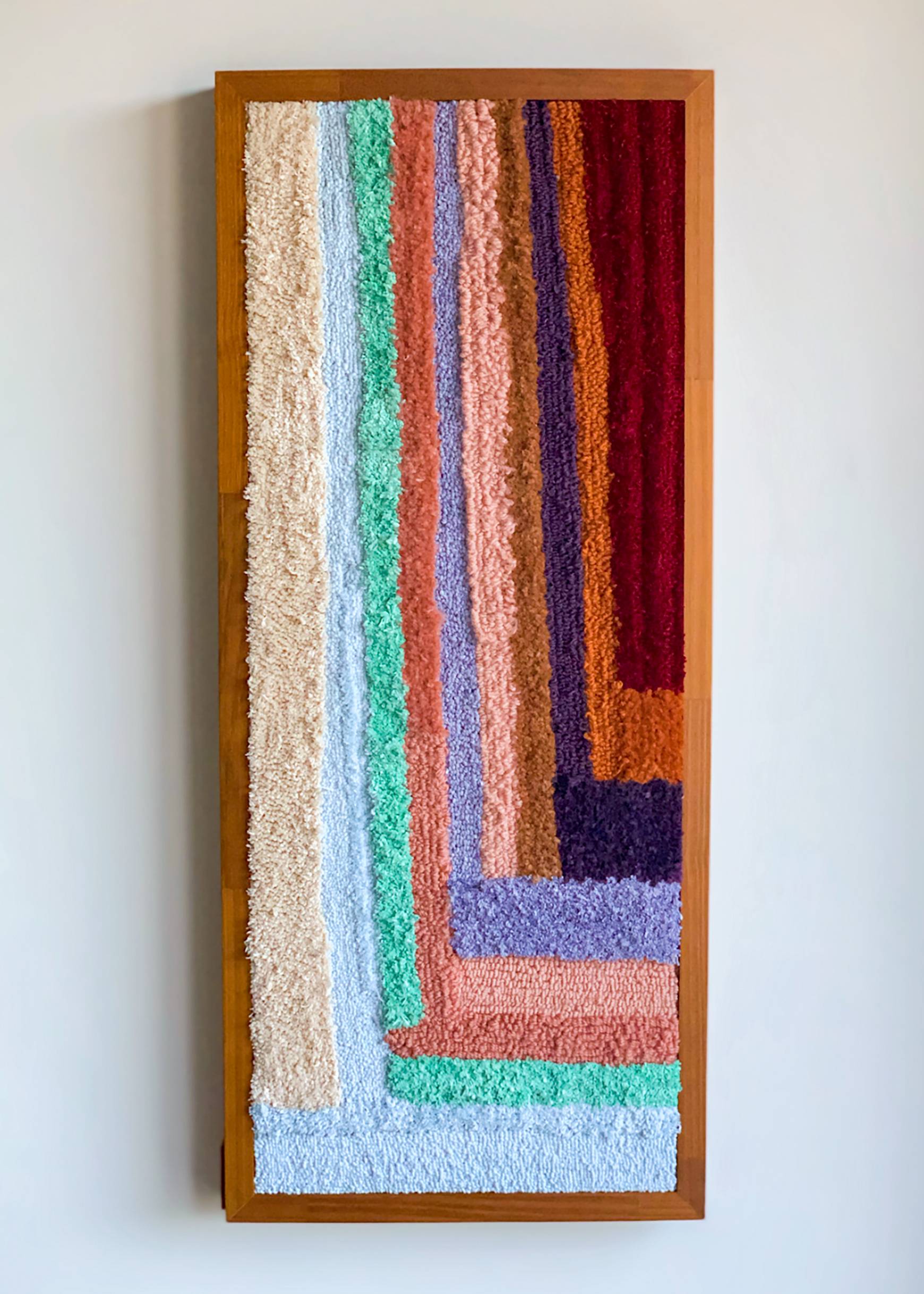 Os tapetes de tricô do designer Alex Rocca trazem cores e texturas aos ambientes. Foto: Divulgação Os tapetes de tricô do designer Alex Rocca trazem cores e texturas aos ambientes. Foto: Divulgação