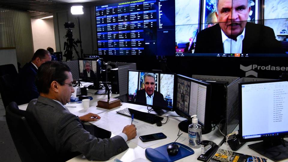Sessão remota do Congresso Nacional aprovou o Orçamento Impositivo em duas votações, uma pela manhã e outra à tarde.