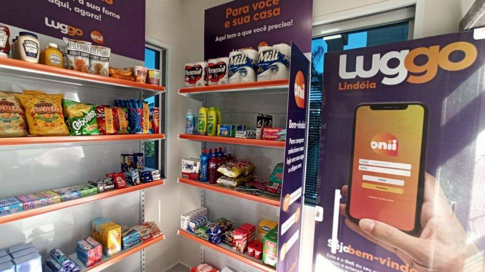 Startup lança loja de conveniência sem contato em condomínios residenciais O primeira loja autônoma de Curitiba será inaugurada nesta terça-feira (7).
