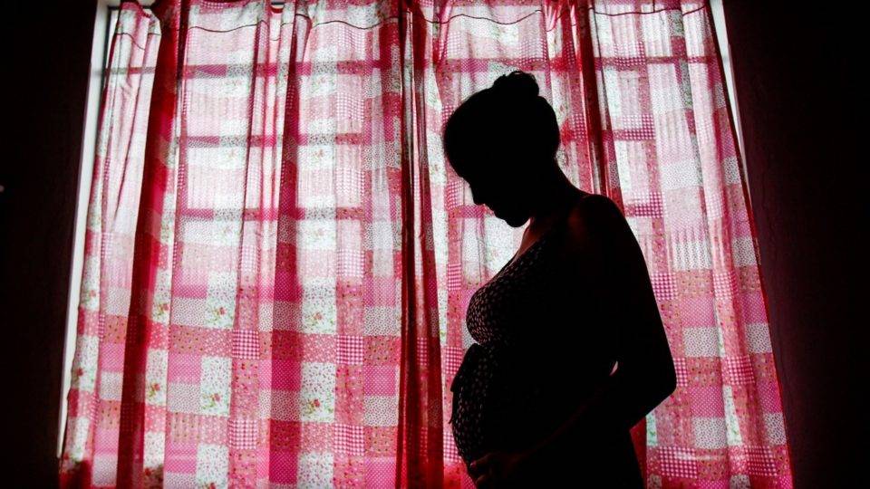 Médico alerta para riscos do parto domiciliar, após medo da Covid-19 aumentar procura Médico alerta para riscos do parto domiciliar, após medo da Covid-19 aumentar procura