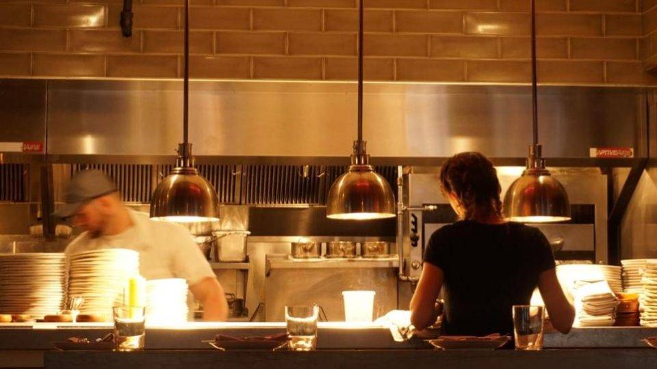 Trabalhadores restaurantes