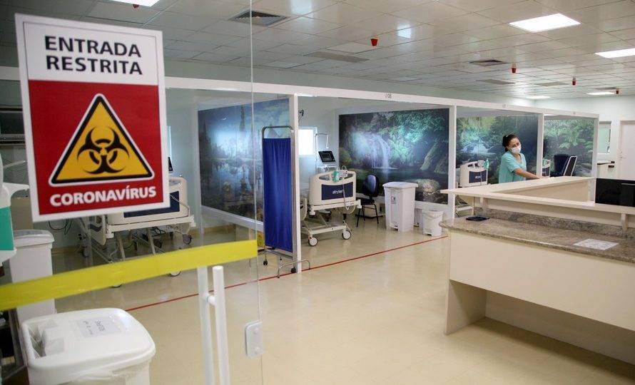 Curitiba tem 75 pacientes internados com Covid-19, sendo 34 em UTIs Centro de Reabilitação, anexo ao Hospital do Trabalhador, está destinado 100% para Covid-19, inclusive com UTIs.