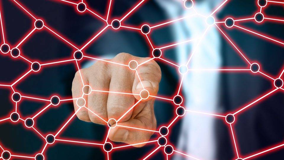 Publicitário cria plataforma para facilitar conexão de microempresários durante a quarentena Publicitário cria plataforma para facilitar conexão de microempresários durante a quarentena