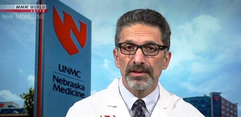 O médico brasileiro que coordena, nos EUA, o maior teste clínico mundial de remédios contra o coronavírus O médico brasileiro que coordena, nos EUA, o maior teste clínico mundial de remédios contra o coronavírus