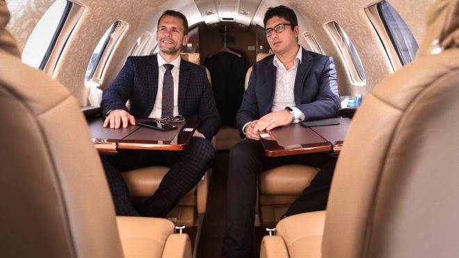 Startup de jatos particulares, Flapper teve movimento 69% maior no primeiro trimestre de 2020 com relação ao mesmo período de 2019. Na foto, o CEO Paul Malicki, e o CTO Arthur Virzin.