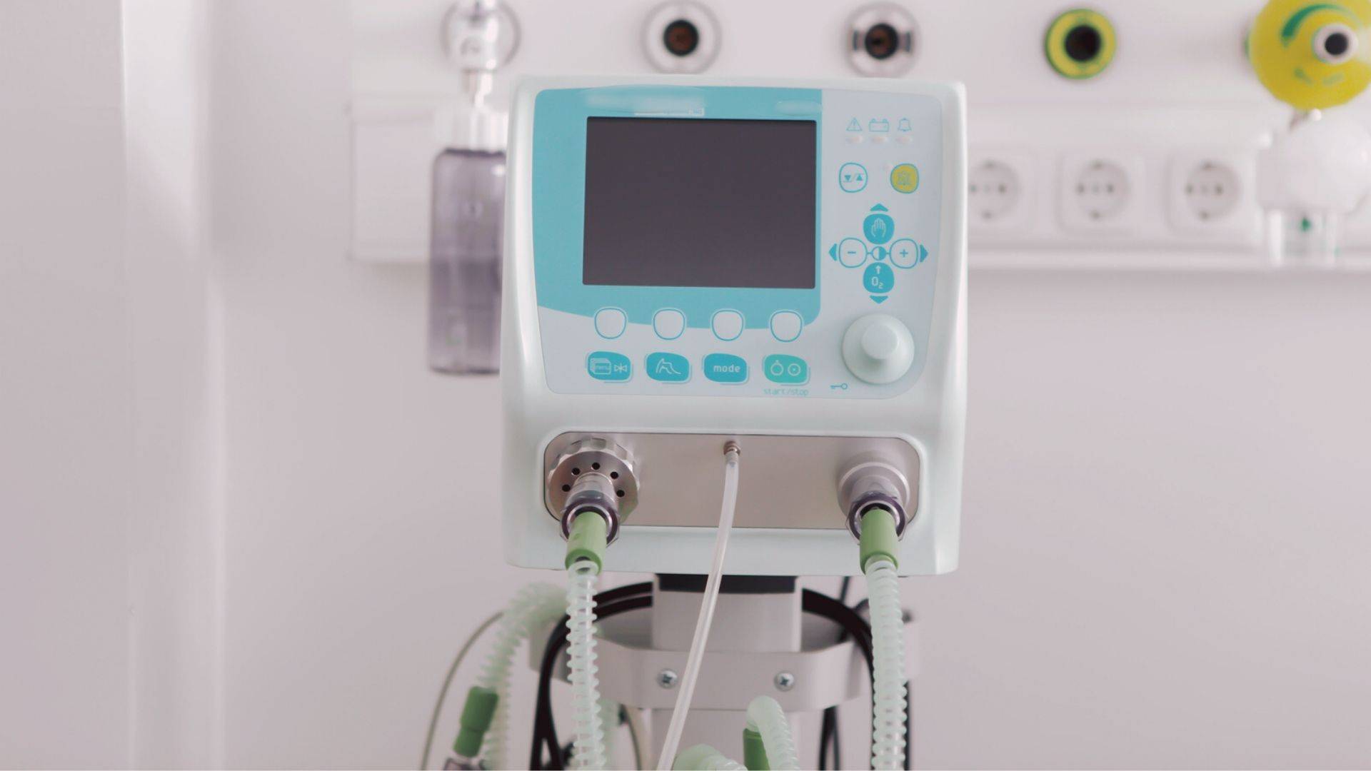 Estados Unidos doou respiradores para o Brasil, equipamentos ainda não chegaram.