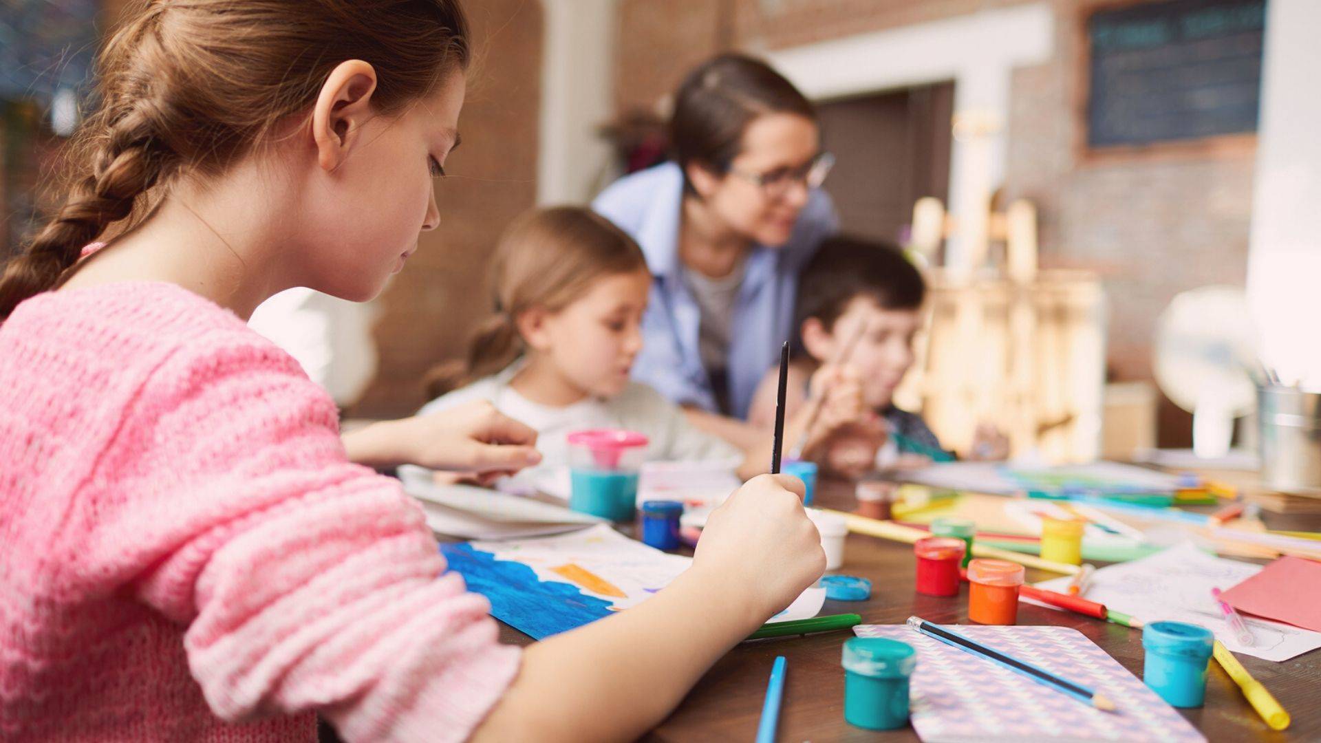 O mindfulness e a arte contribuiu para que adolescentes e jovens sejam menos críticas em relação a si mesmos e mais compassivas