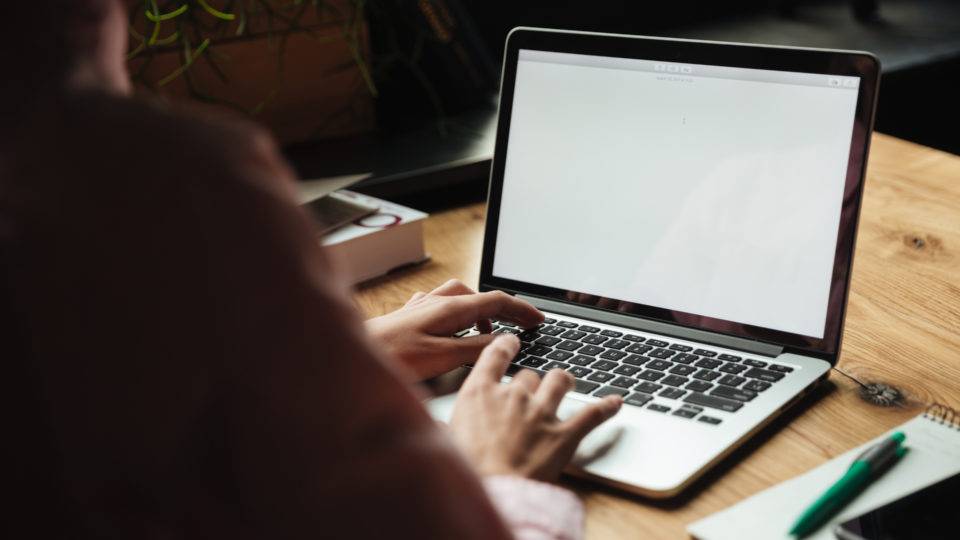 Hackaton busca soluções inovadoras para minimizar impactos do Covid-19 O lançamento do Hack Pelo Futuro será realizado nesta quinta-feira (16) a partir das 10h.