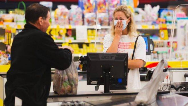 Profissionais da saúde são surpreendidos ao terem a conta paga em rede de supermercados nos EUA