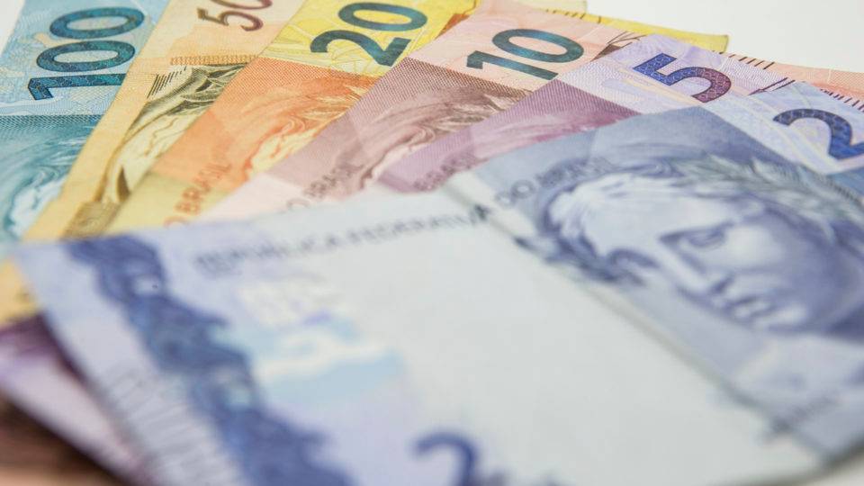 O Brasil está diante da escolha de “imprimir dinheiro” O Brasil está diante da escolha de “imprimir dinheiro”