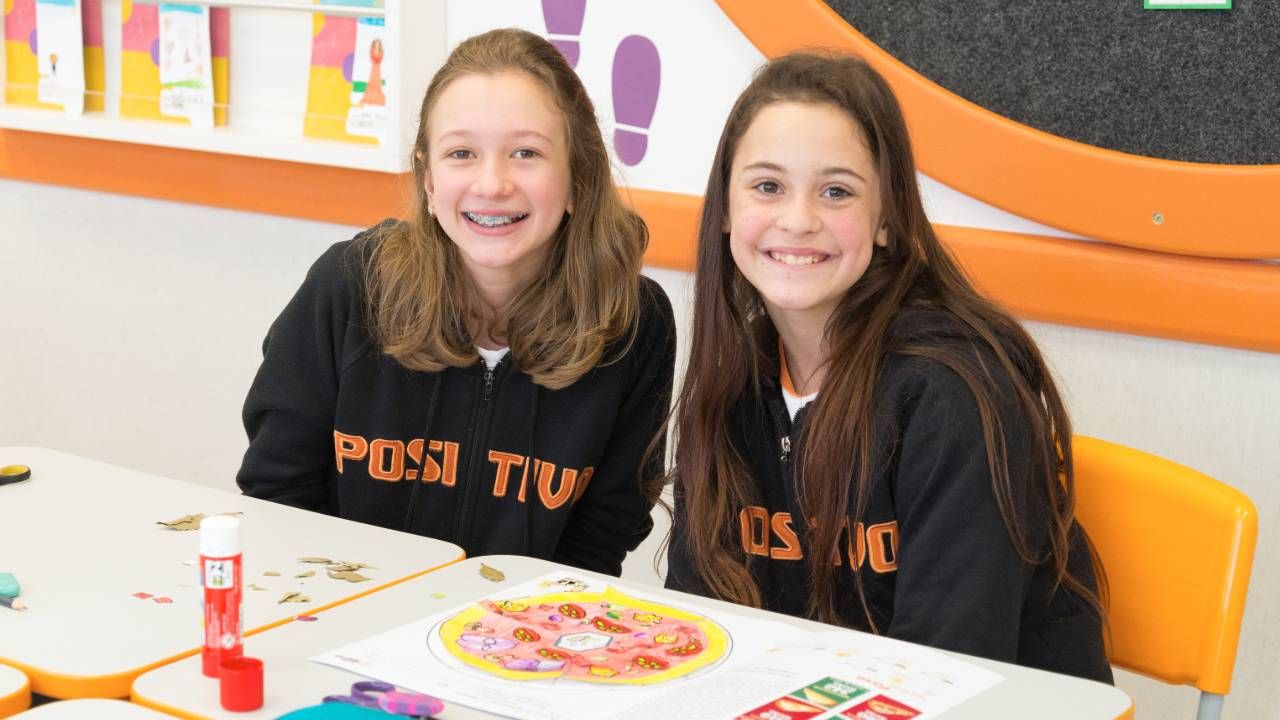 Ensinos internacional e bilíngue, se diferenciam essencialmente pela metodologia de ensino