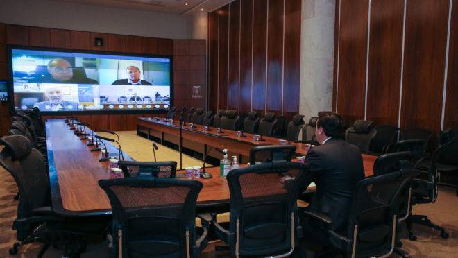 Governador Ratinho Junior em reunião por videoconferência com lideranças do setor produtivo que formam o chamado G7.