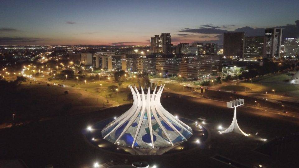 Ensino domiciliar: por que todo prefeito e governador devia tomar o Distrito Federal como exemplo Ensino domiciliar: por que todo prefeito e governador devia tomar o Distrito Federal como exemplo