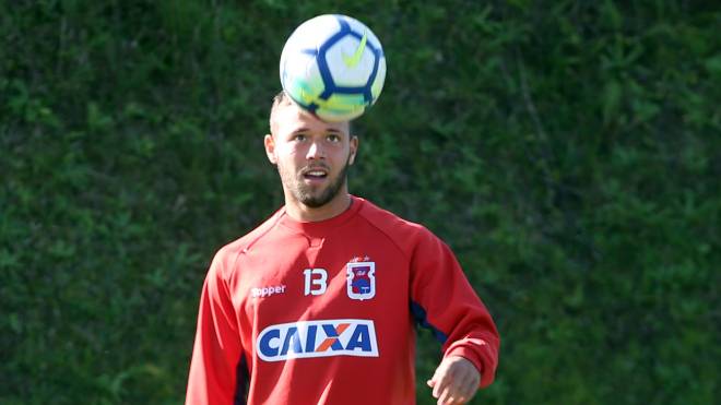 Gabriel Pires retorna ao Paraná após empréstimo para o Galo