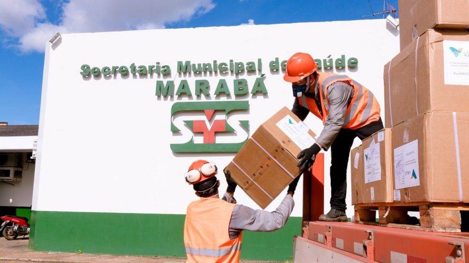 Pressão da indústria tira da pauta proposta para empresas financiarem combate à Covid-19 indústria covid-19 coronavírus