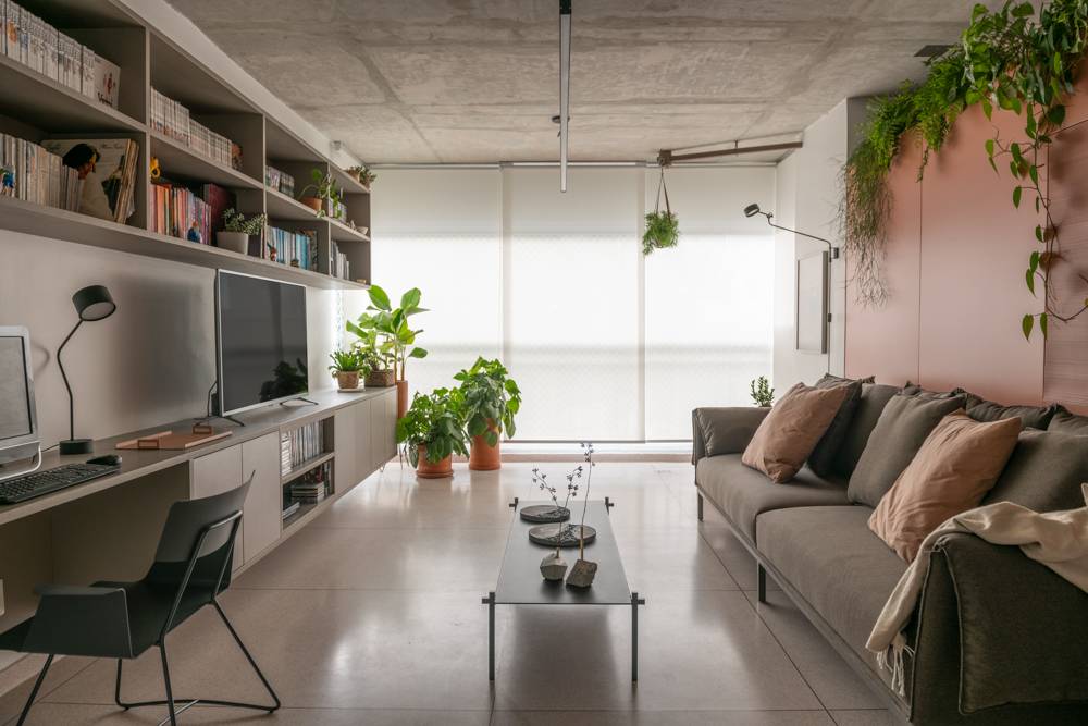 Varanda foi eliminada para estender a área da sala. Varanda foi eliminada para estender a área da sala.