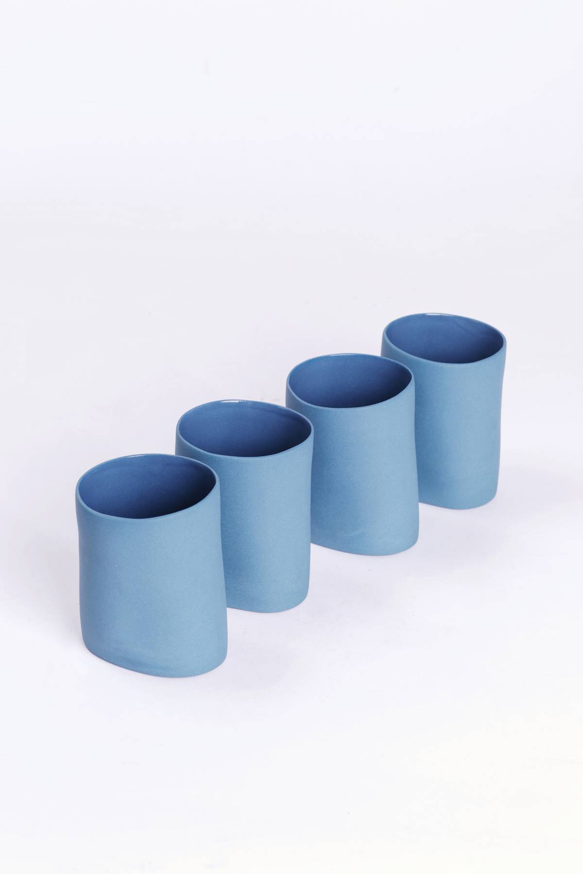 Copos assimétricos de porcelana Copos assimétricos de porcelana
