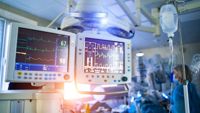 Monitores de condição cardiorrespiratória de pacientes em leito de UTI