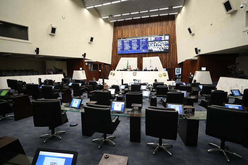 Projeto que reconhece igreja como atividade essencial é aprovado em 1º turno Sessão remota da Assembleia Legislativa realizada nesta terça-feira (28)
