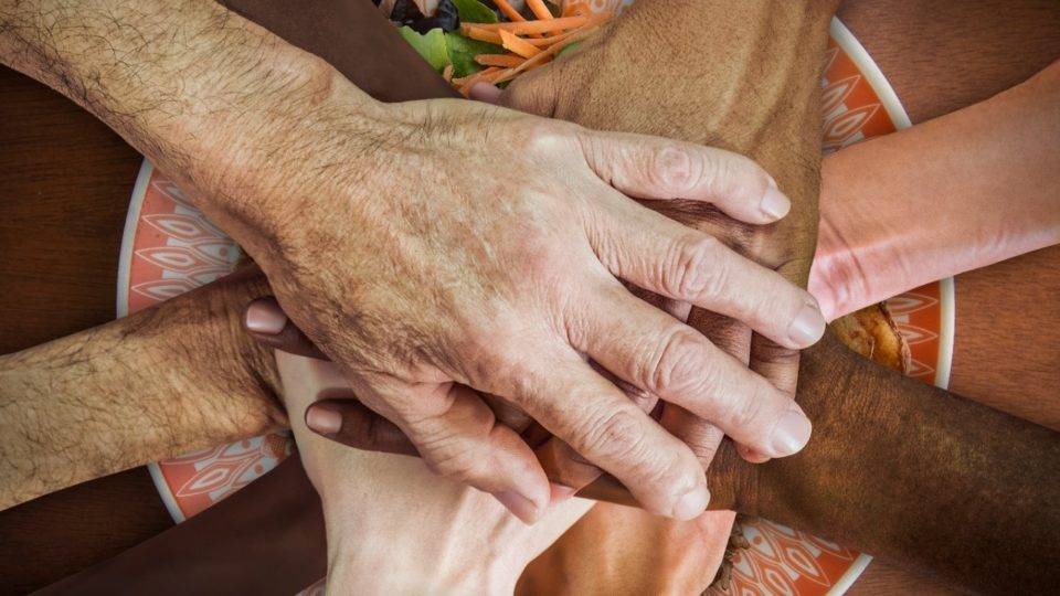 Solidariedade entra no menu de chefs e ajuda pessoas que passam por dificuldades Solidariedade entra no menu de chefs e ajuda pessoas que passam por dificuldades