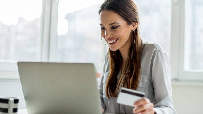 Site de moda autoral está dando frete grátis para todo o Brasil