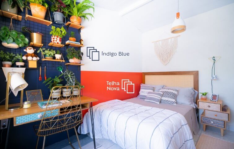 Projeto Karla Amadori para a Suvinil, com pintura de azulejos em torno da cama e na parede azul decorativa. Projeto Karla Amadori para a Suvinil, com pintura de azulejos em torno da cama e na parede azul decorativa.